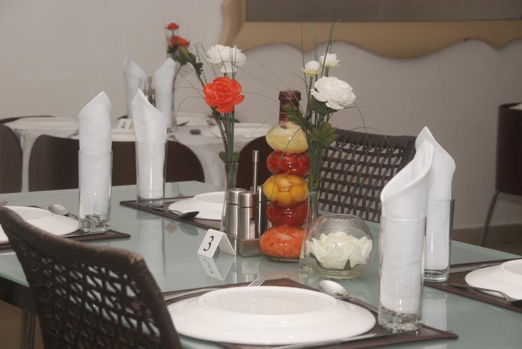 Apartment Royale Hotel & Suite Lagos Eksteriør bilde