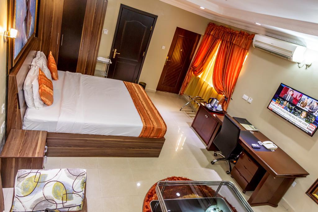Apartment Royale Hotel & Suite Lagos Eksteriør bilde