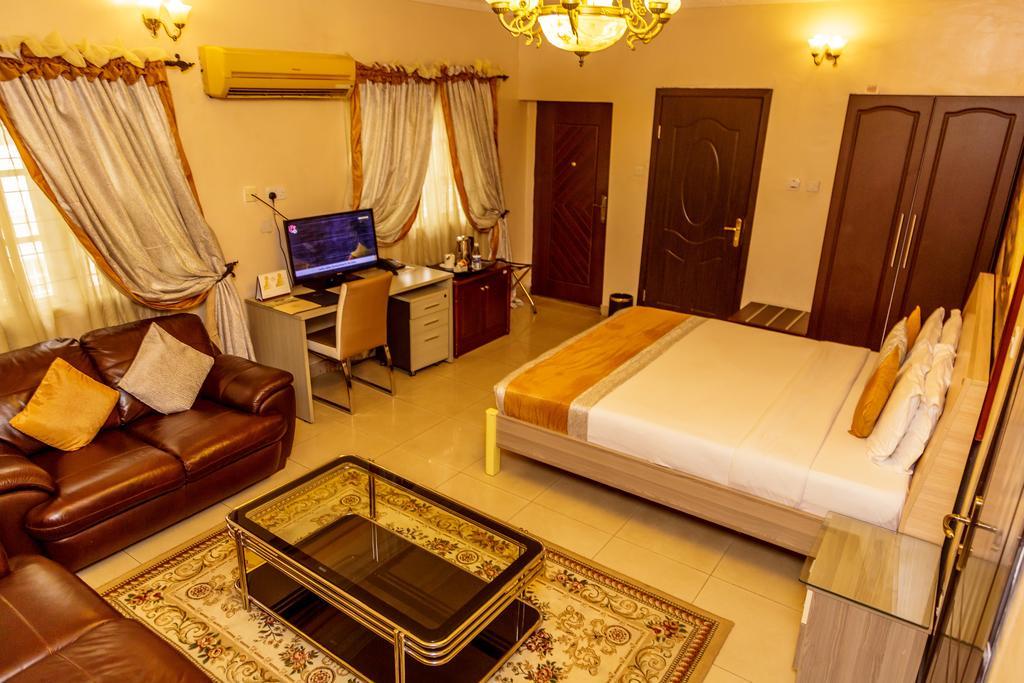 Apartment Royale Hotel & Suite Lagos Eksteriør bilde
